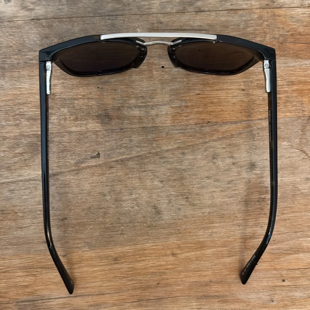 Revo Atlas Polarized Sunglasses - Black Frames with Reflective Blue Lenses - Picture 8 of 8
